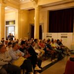 Il Presidente parla al pubblico